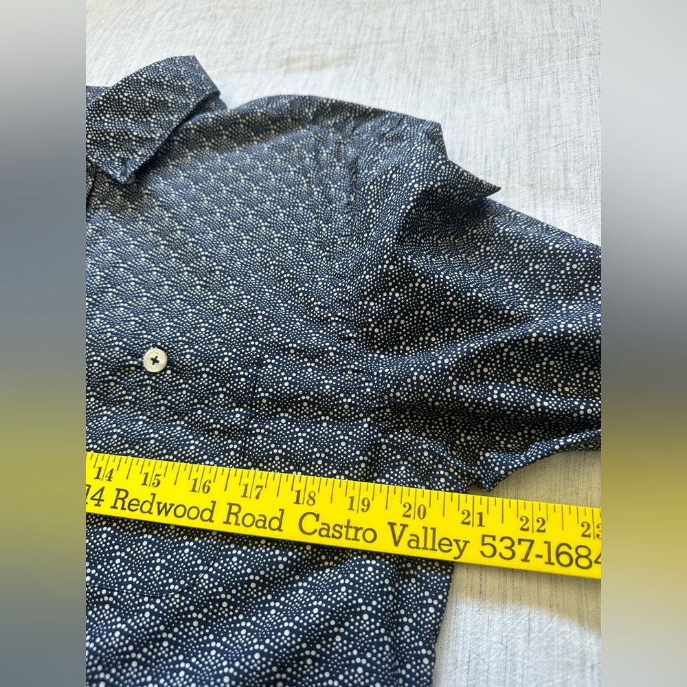 Todd Snyder Navy Patterned Casual Button Down Shi… - image 4